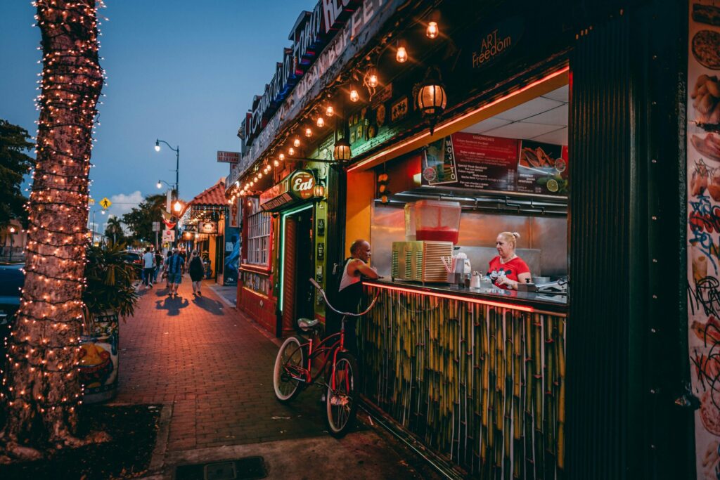 Social Media Marketing for Miami Restaurants: Complete Strategy Guide
